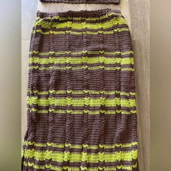 FREE PEOPLE Beach Cover up DONNI Sweater Set Crochet Skirt size small - Picture 8 of 11